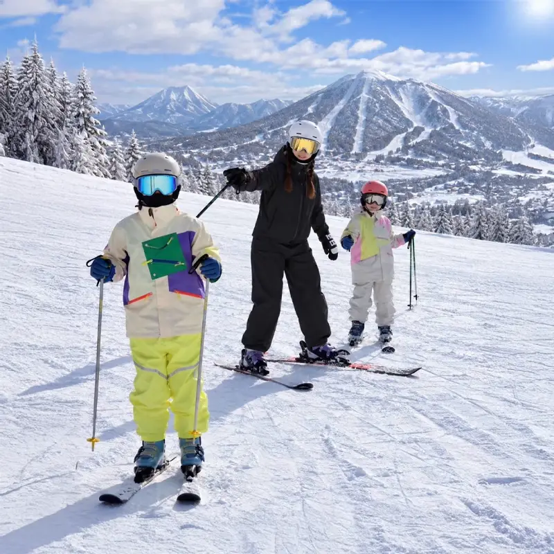 YUKITOMO-Ski-instructor-C1-2